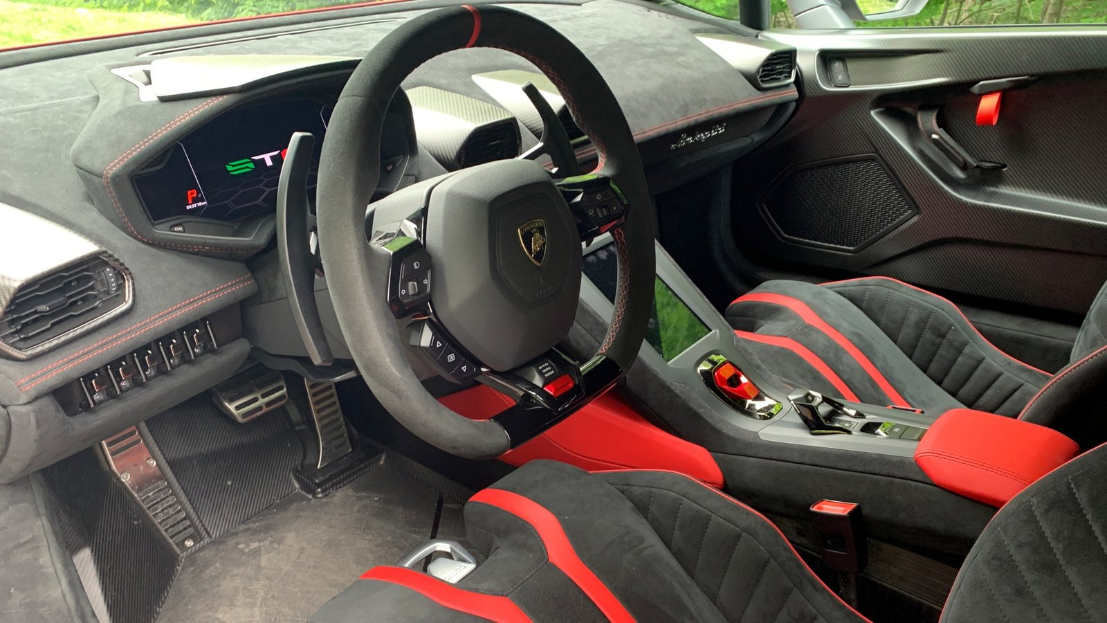 Lamborghini Huracan STO