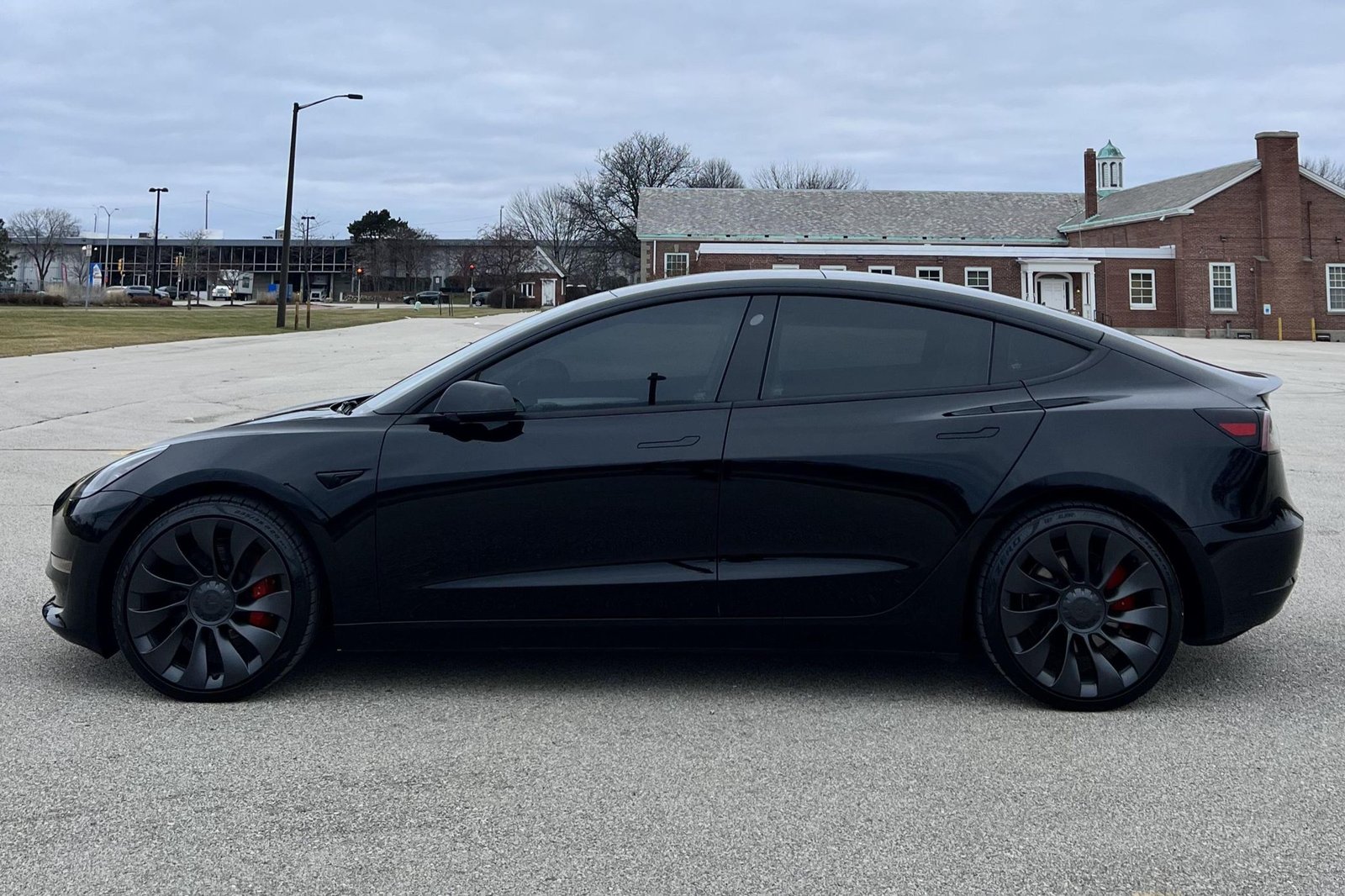 Tesla Model 3 Performance