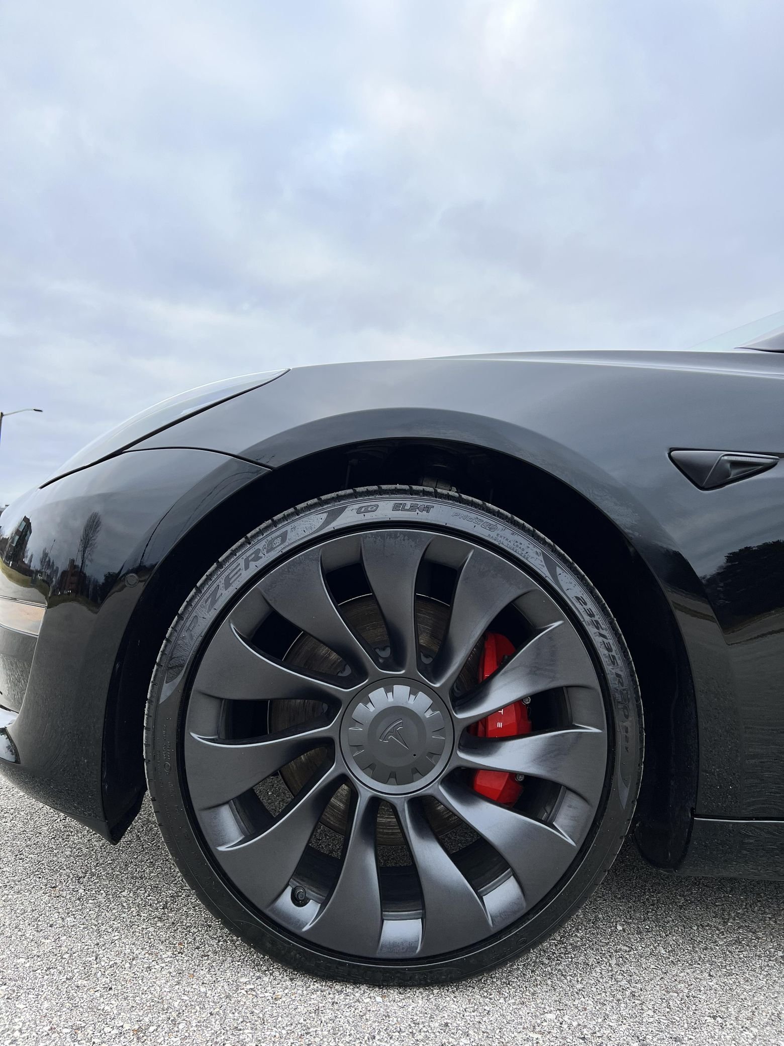 Tesla Model 3 Performance