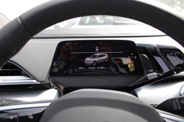 Volkswagen ID6 Crozz